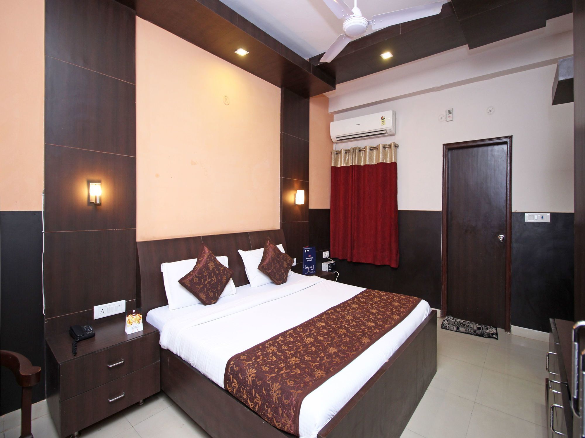 Oyo 576 Hotel Shree Kanta Residency Gurgaon Esterno foto